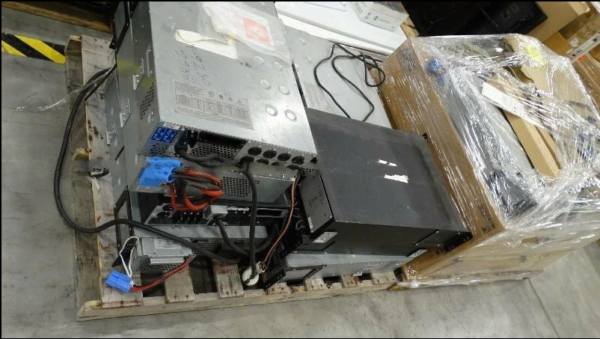 APC LOT QTY 5 X SUM3000RMXL2U, 1X SUA100RM2U, 1XSURTA3000XL